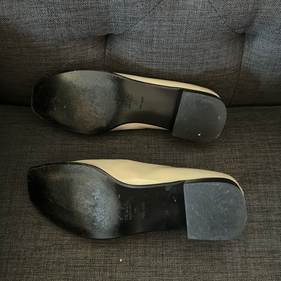 Prada, beautiful penny loafers worn once size 7 tan - Picture 5 of 5